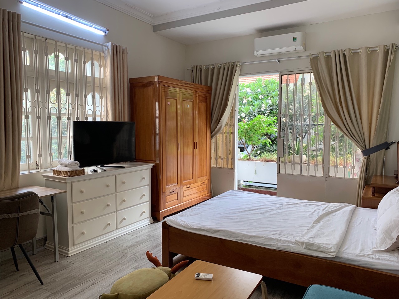 🌴 STUDIO BAN CÔNG LỚN, VIEW ĐẸP NGAY CHÂN CẦU KIỆU, QUẬN 3🌴