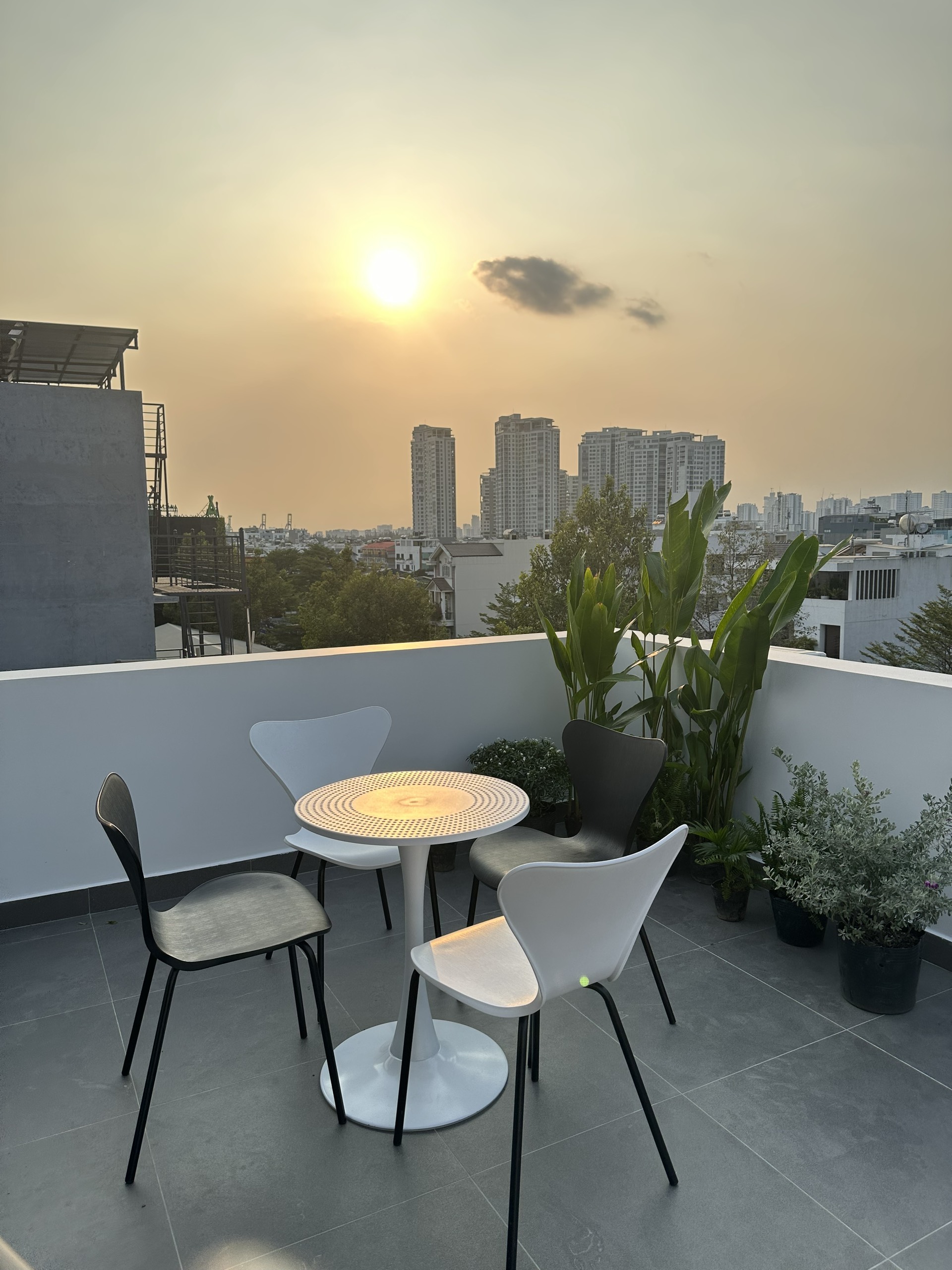 🌸PENHOUSE BAN CÔNG SIÊU TO KHỔNG LỒ CITY VIEW- STUDIO TÁCH BẾP - ĐẢO KIM CƯƠNG 🌸