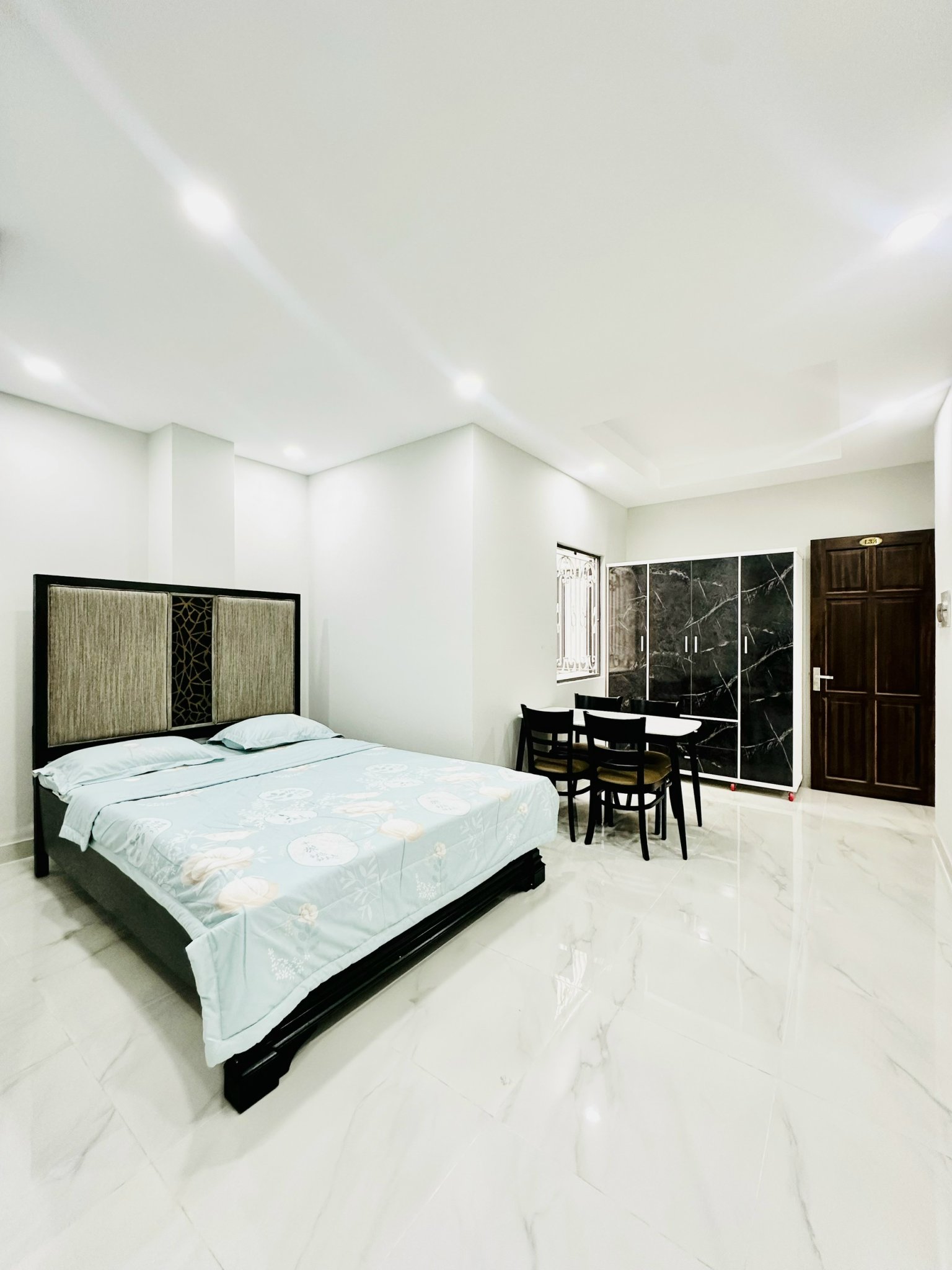 315/37/10 Bạch Đằng, phường 10,  Bình Thạnh.