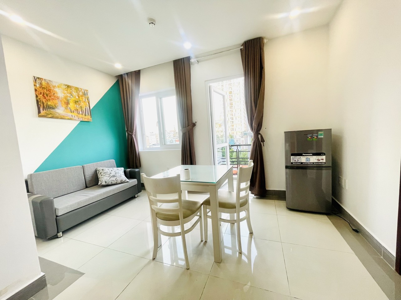 🔸 Căn hộ 1 phòng ngủ ban công ngay tại Thảo Điền