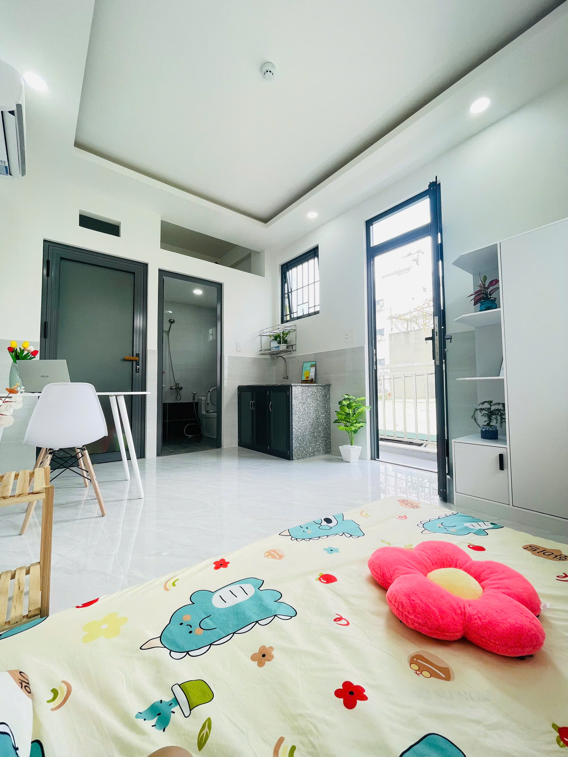 👉 Studio ban công - GÒ VẤP